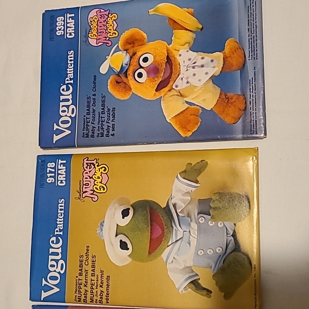 Muppet Babies Vogue Sewing Patterns 6, Uncut Kermit Miss Piggy Fozzie Jim Henson - Picture 7 of 12